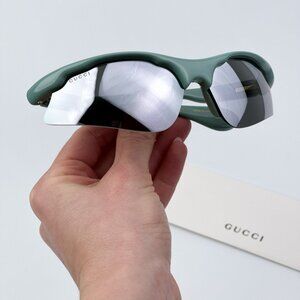 Gucci Women BRAND NEW Sunglasses Green Silver Mirror Mask GG1774S 005